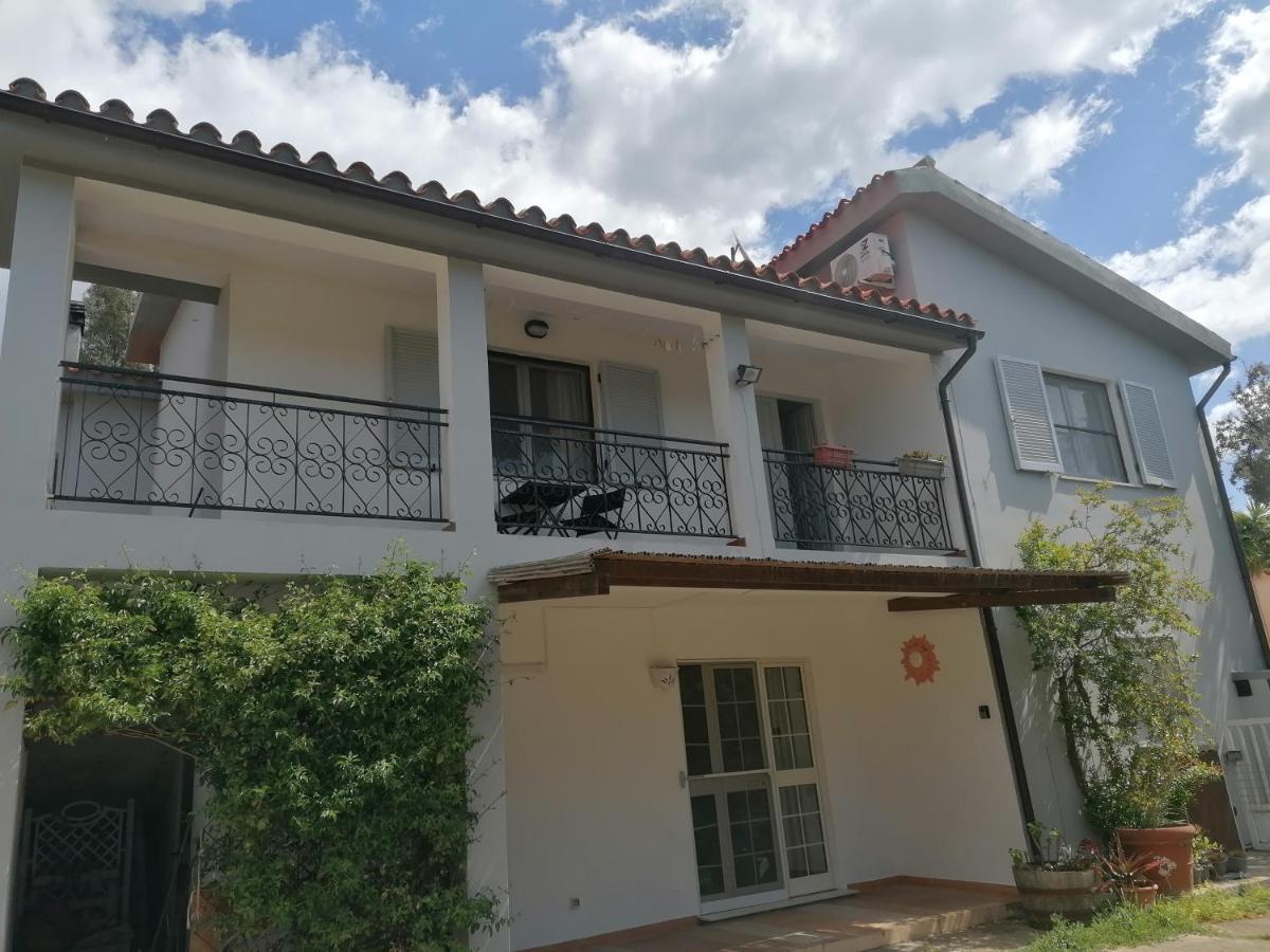 Casa Jack Apartment Chia Exterior foto